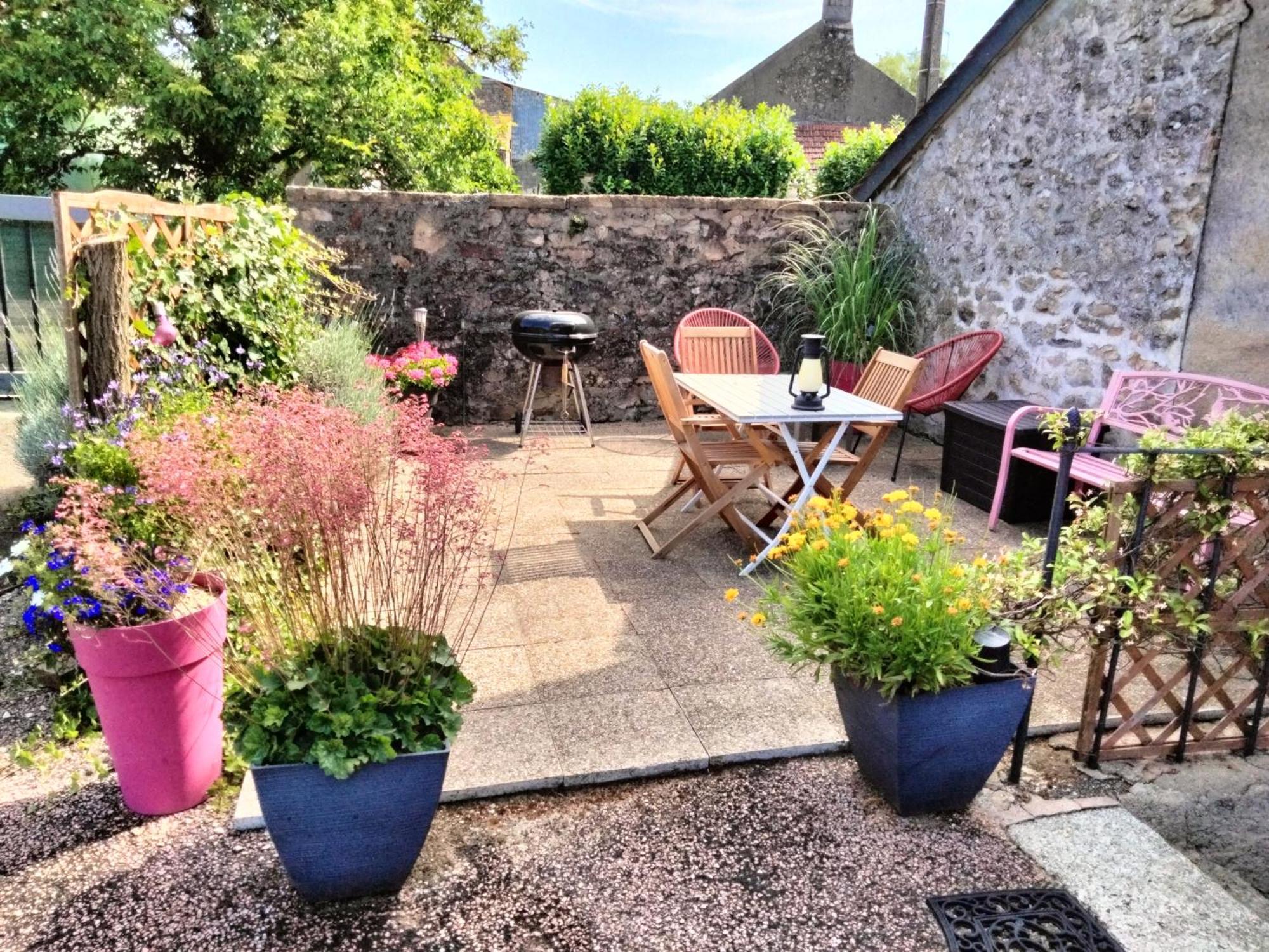 Appartement Dans Le Morvan 16 Min De L'Autoroute Beauvilliers  Ngoại thất bức ảnh